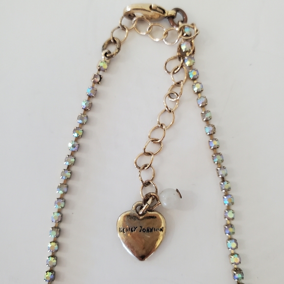 BETSEY JOHNSON Luminous Betsey Flower & Bug Y-Necklace Crystals on Gold Chain - Picture 6 of 15